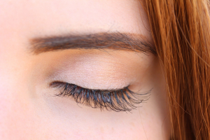 7 Tips to Help You Find the Best Mascara